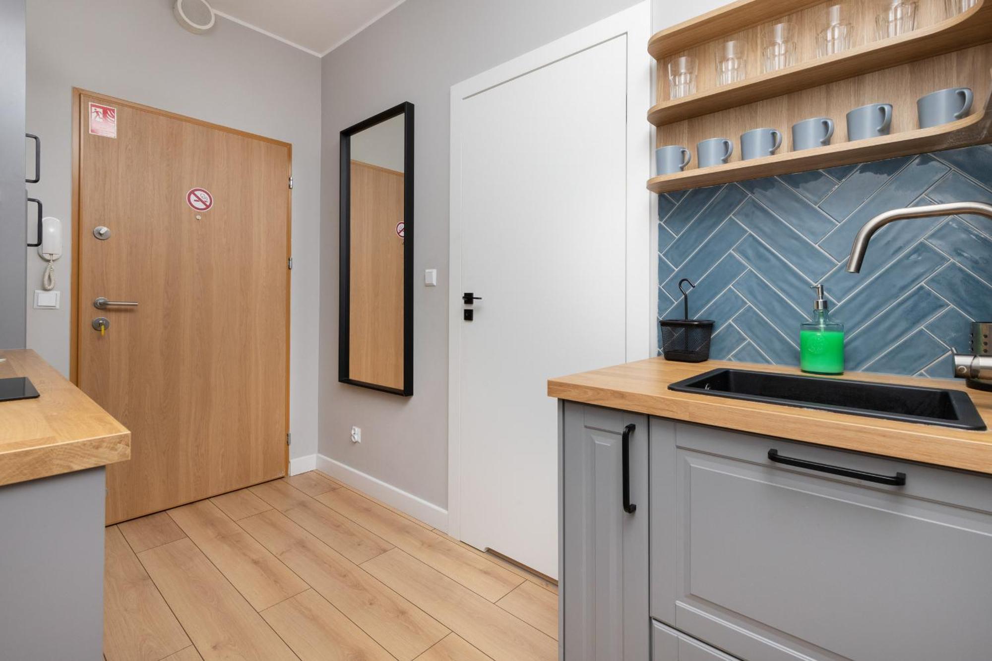 Studio Fahrenheit In Central Gdansk By Noclegi Renters Kültér fotó