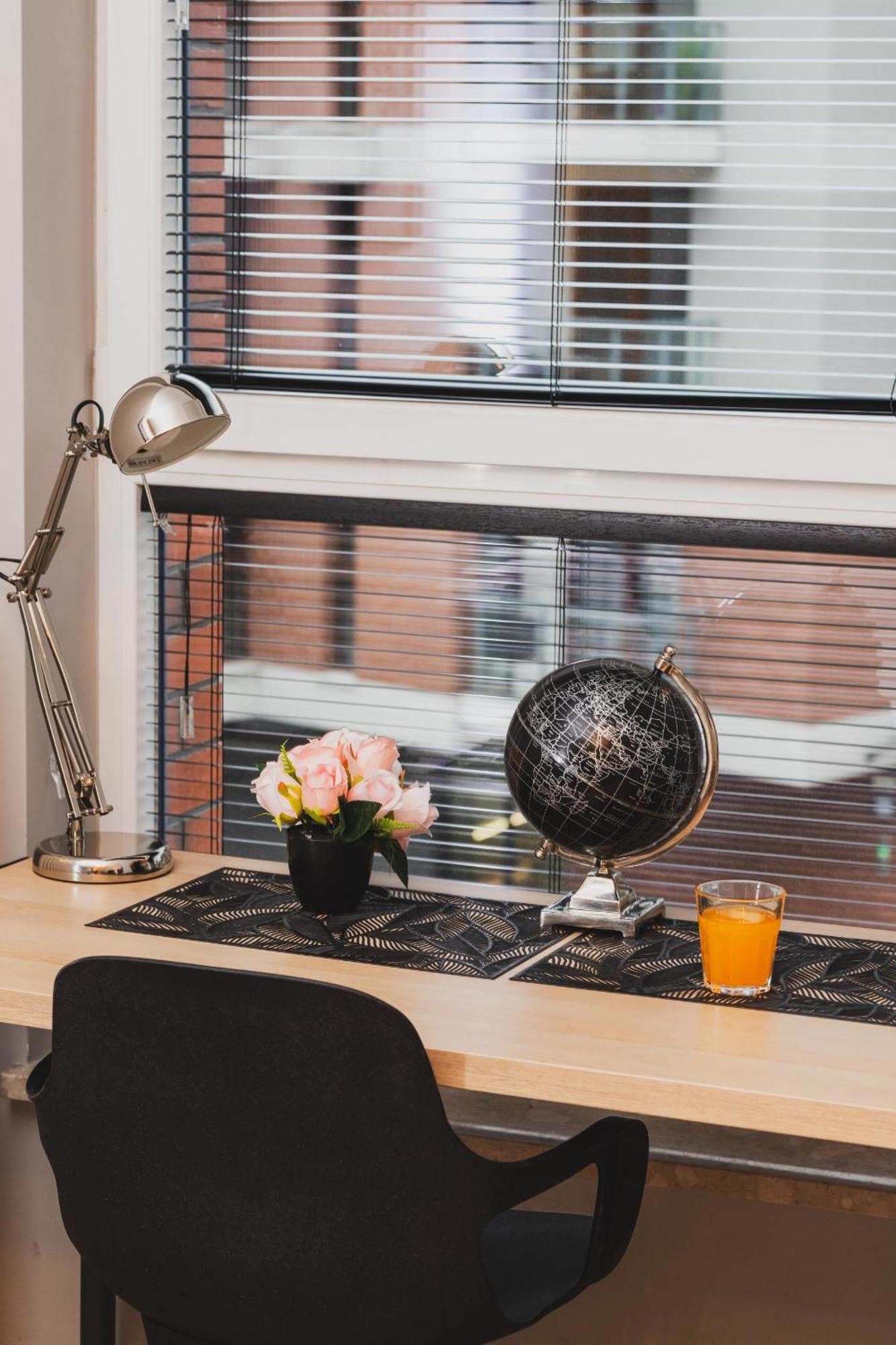 Studio Fahrenheit In Central Gdansk By Noclegi Renters Kültér fotó